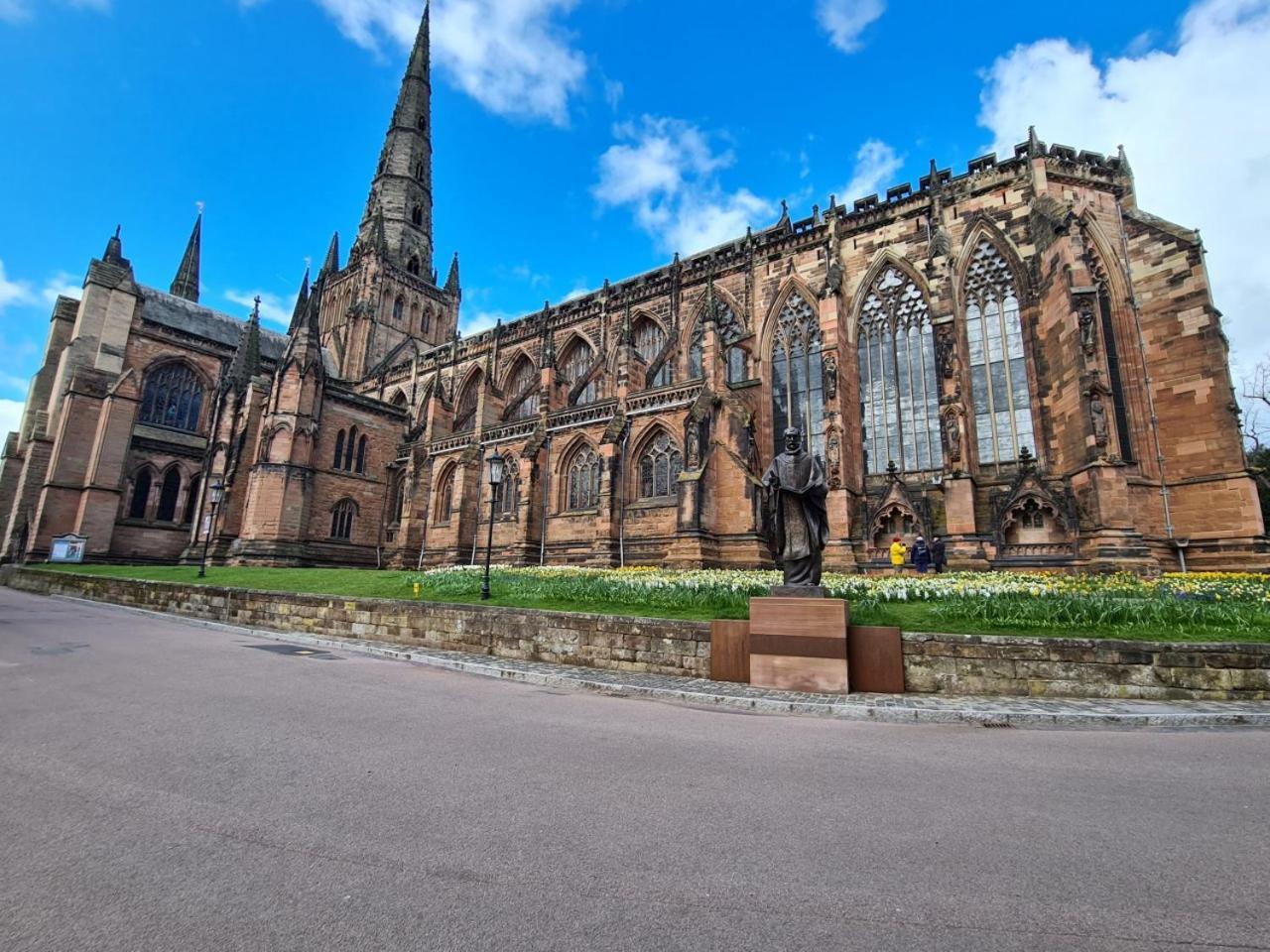 Samuels' A Duplex Apartment By Spires Accommodation In Lichfield City Centre Extérieur photo