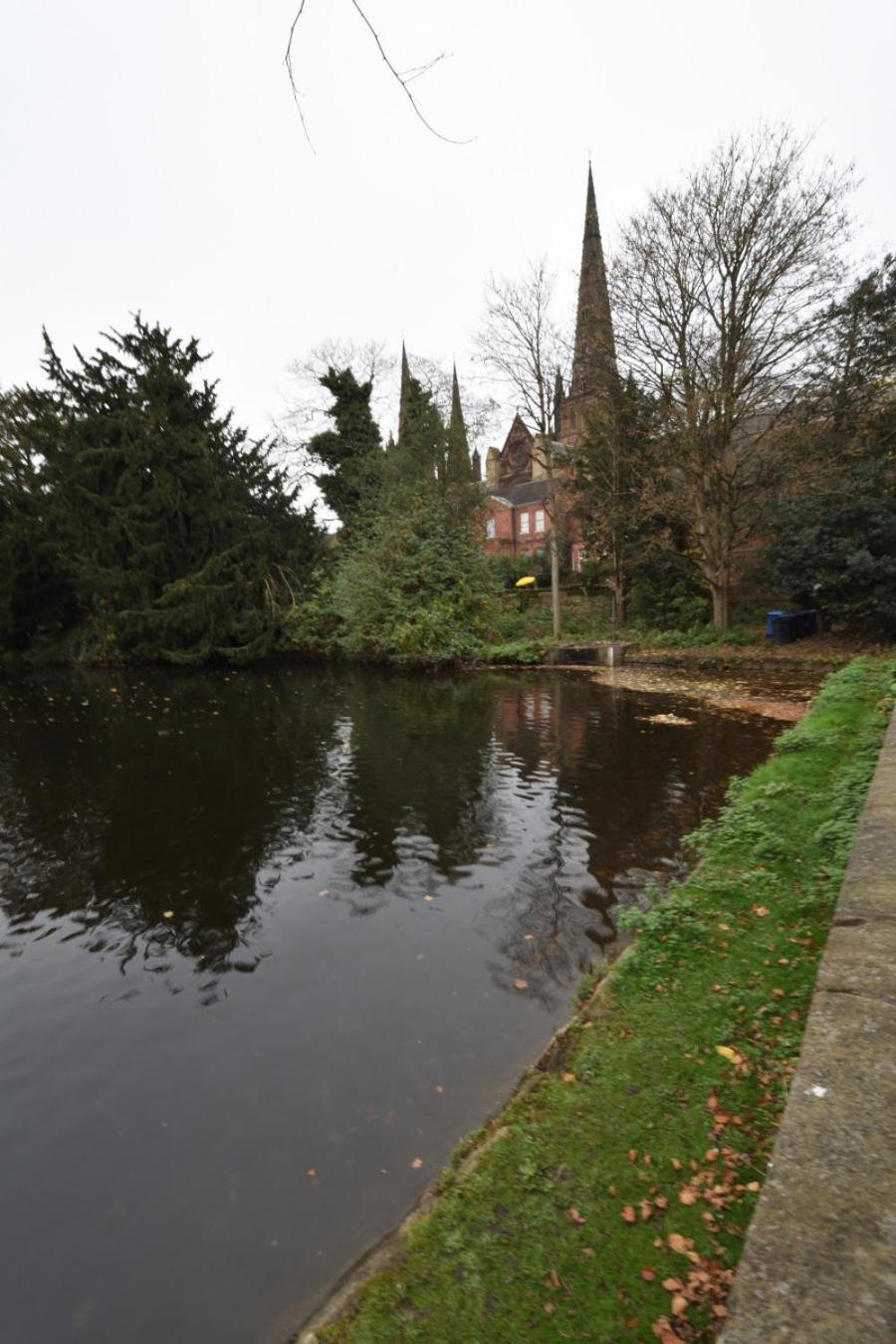 Samuels' A Duplex Apartment By Spires Accommodation In Lichfield City Centre Extérieur photo