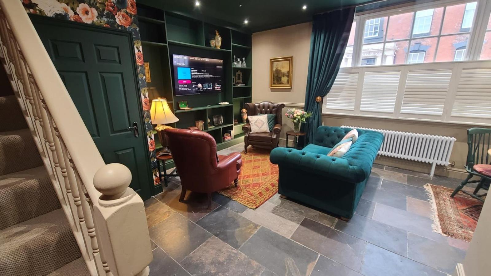 Samuels' A Duplex Apartment By Spires Accommodation In Lichfield City Centre Extérieur photo