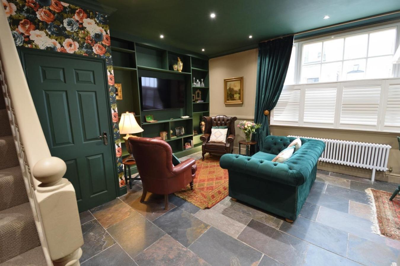 Samuels' A Duplex Apartment By Spires Accommodation In Lichfield City Centre Extérieur photo
