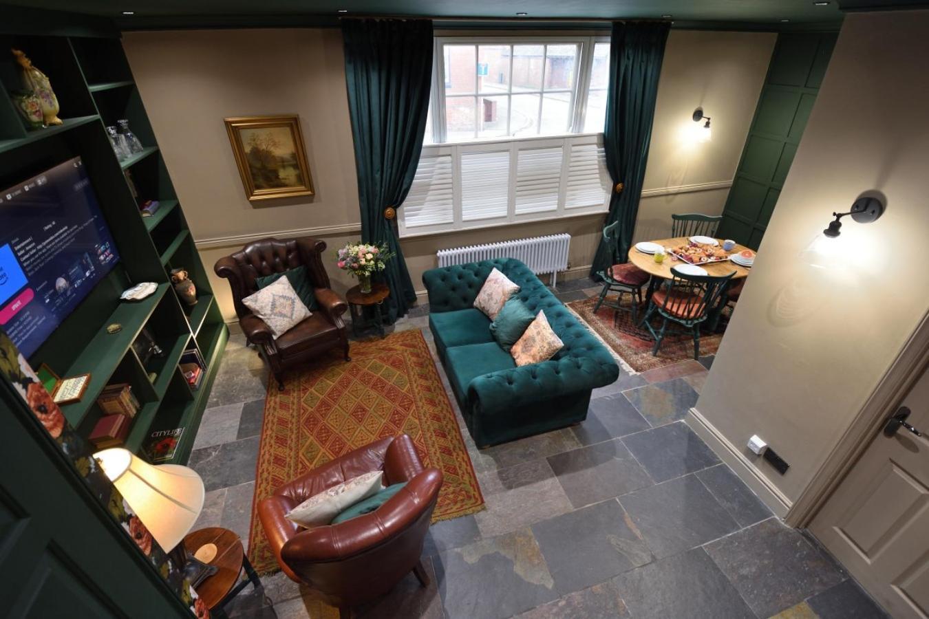 Samuels' A Duplex Apartment By Spires Accommodation In Lichfield City Centre Extérieur photo