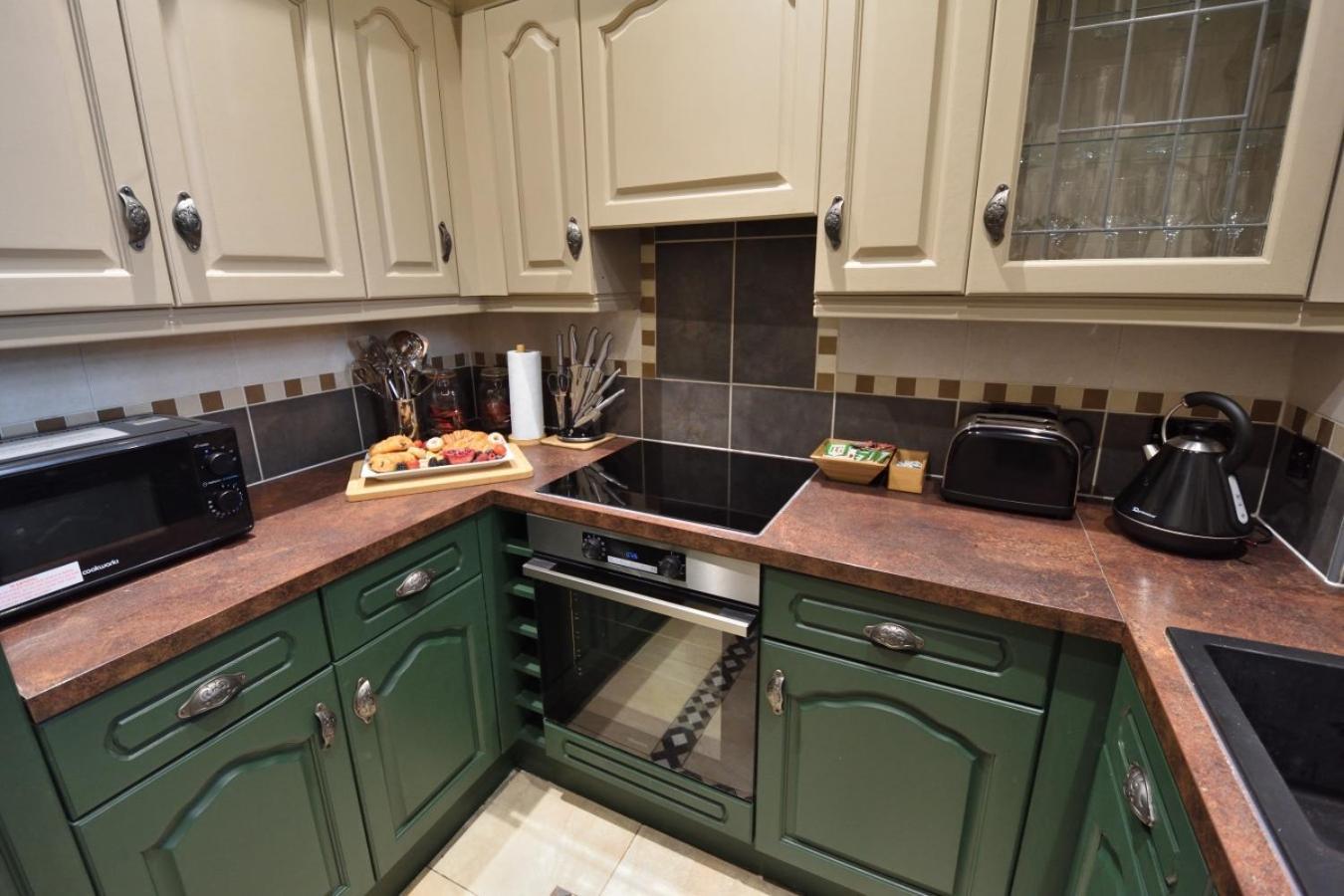 Samuels' A Duplex Apartment By Spires Accommodation In Lichfield City Centre Extérieur photo